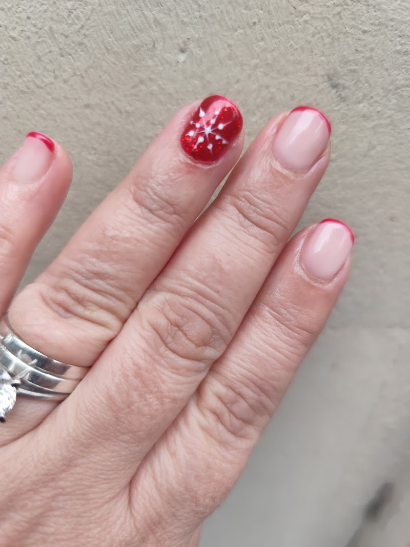 Hello Nails - foto 4