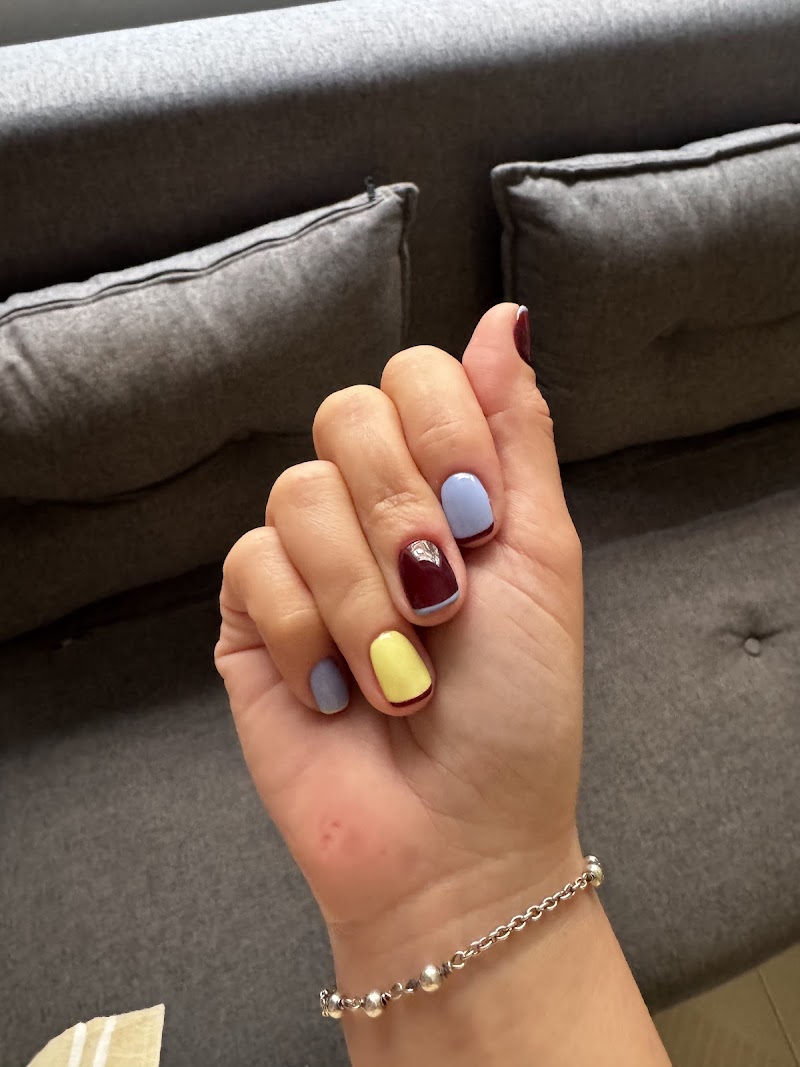 Hello Nails - foto 5