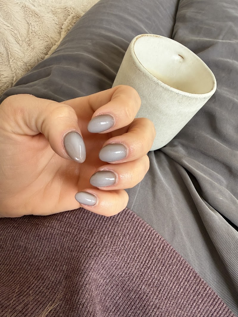 Hello Nails - foto 2