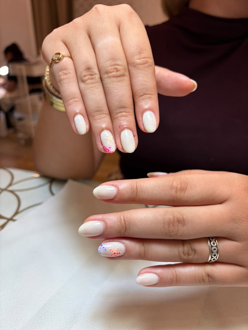 Hello Nails - foto 5