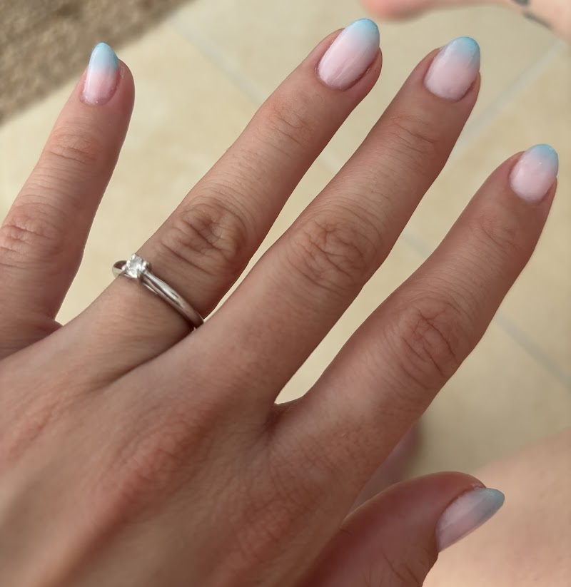 Hello Nails - foto 2