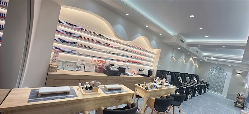 Hola preciosa Nails (centre estètica y uñas) - photo 4