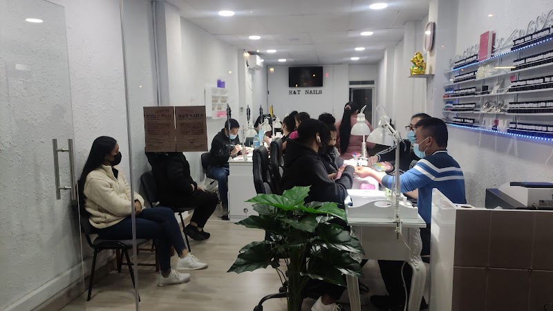 H&T NAILS Rambla Prim 238 - foto 3