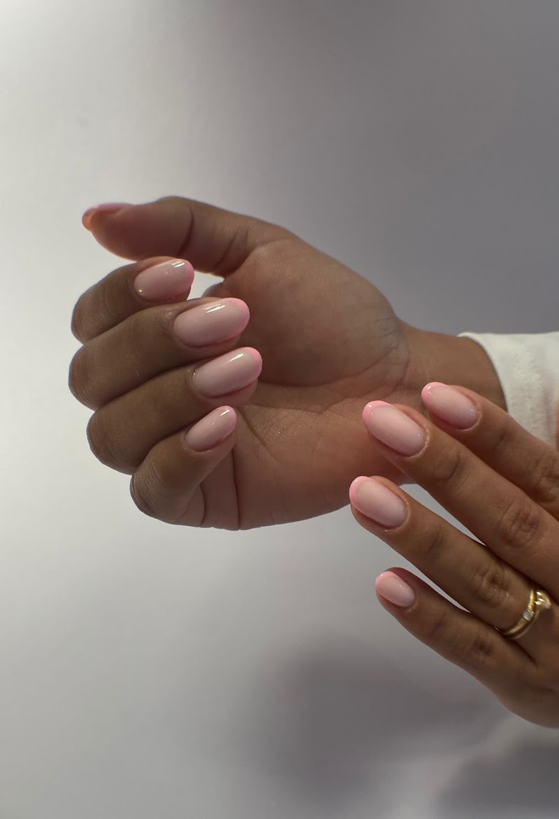 Isabella Studio by manicura rusa - foto 3