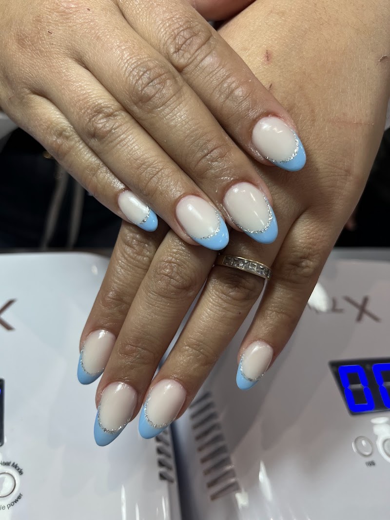 Julia nails 2 - foto 4