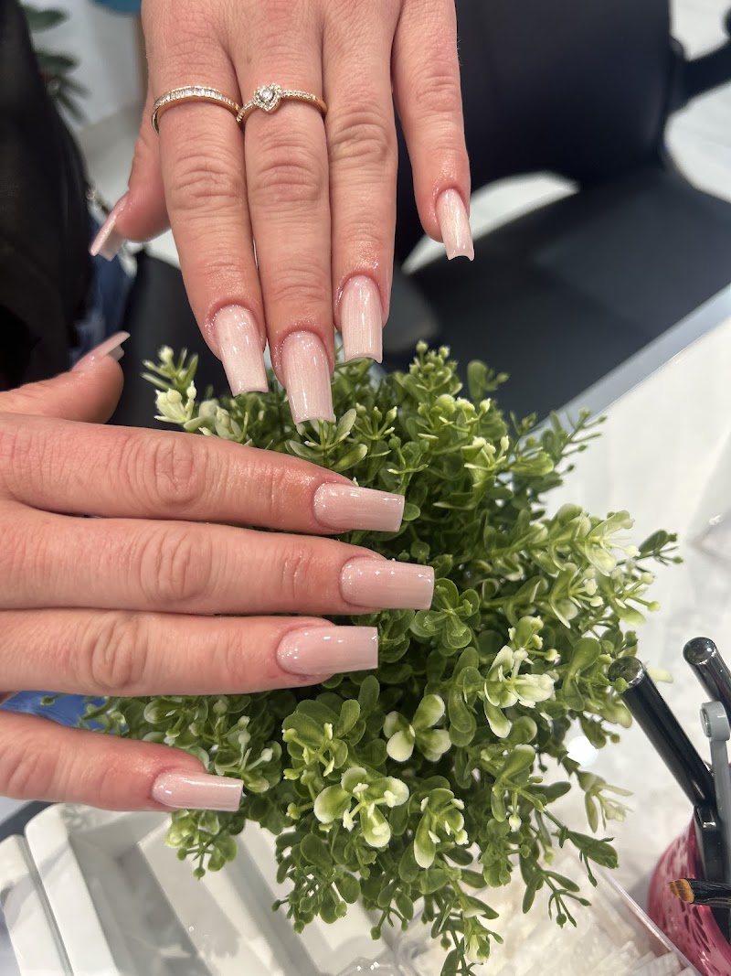 Julia Nails - foto 3