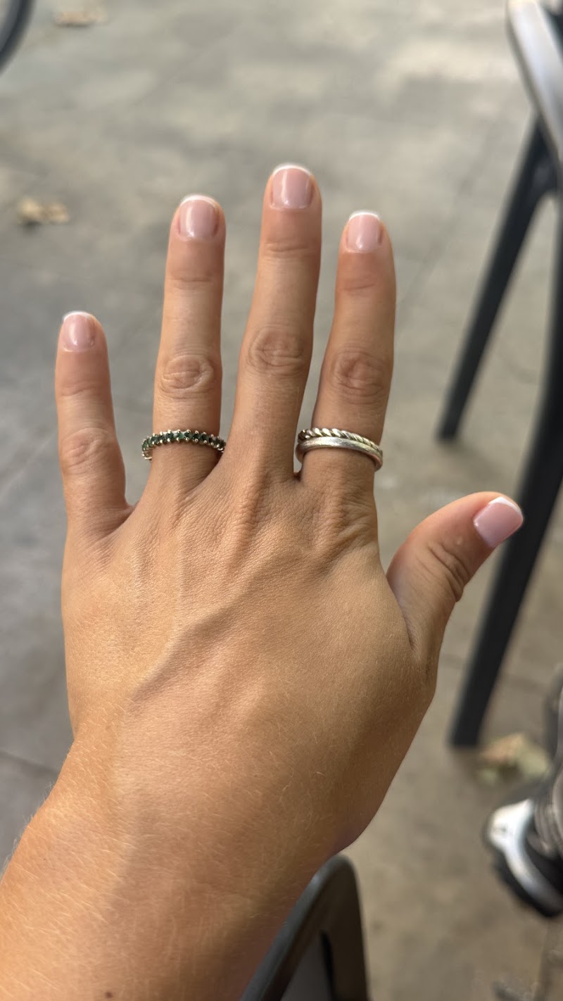 KEM’S NAILS STUDIO - foto 4