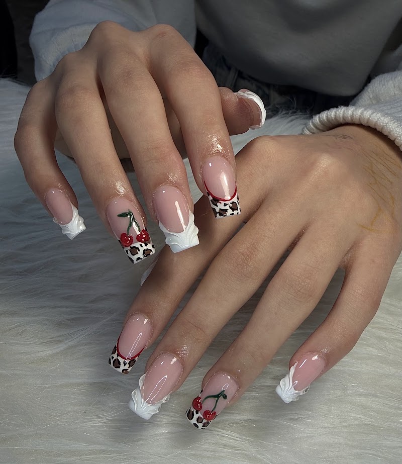L'Amour Nails