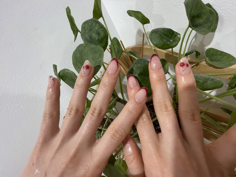 Lily Nails - foto 3