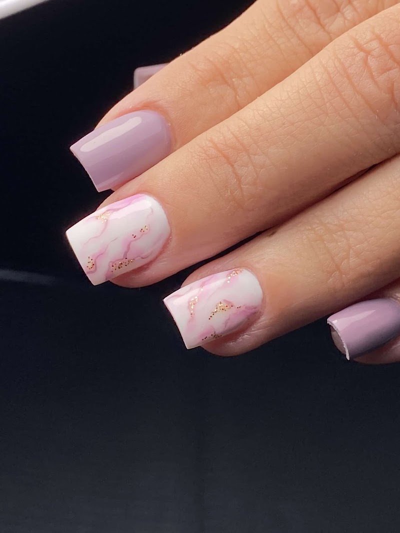 Lujo Nails by Sandra. Manicura y pedicura - photo 3