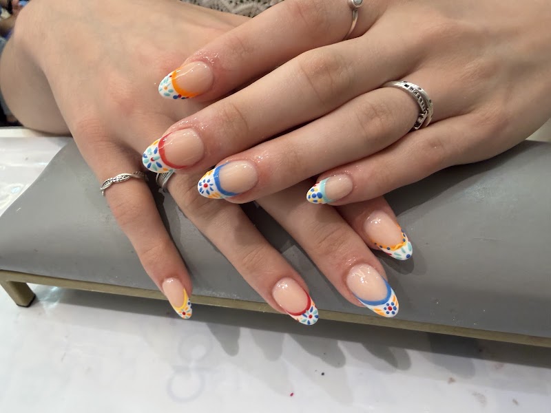 LuLu Nails - foto 2