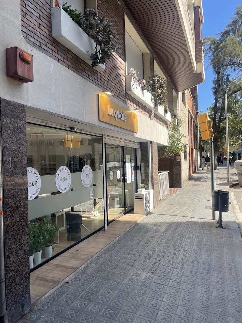 LuxyNails & Beauty Bar Santa Amelia - photo 5