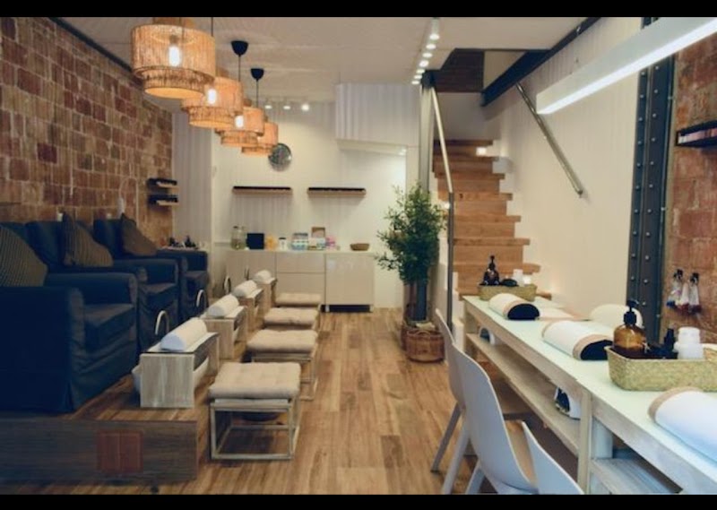 LuxyNails & Beauty Bar Travessera de Gràcia - photo 4