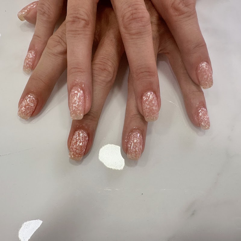 M_NAILS