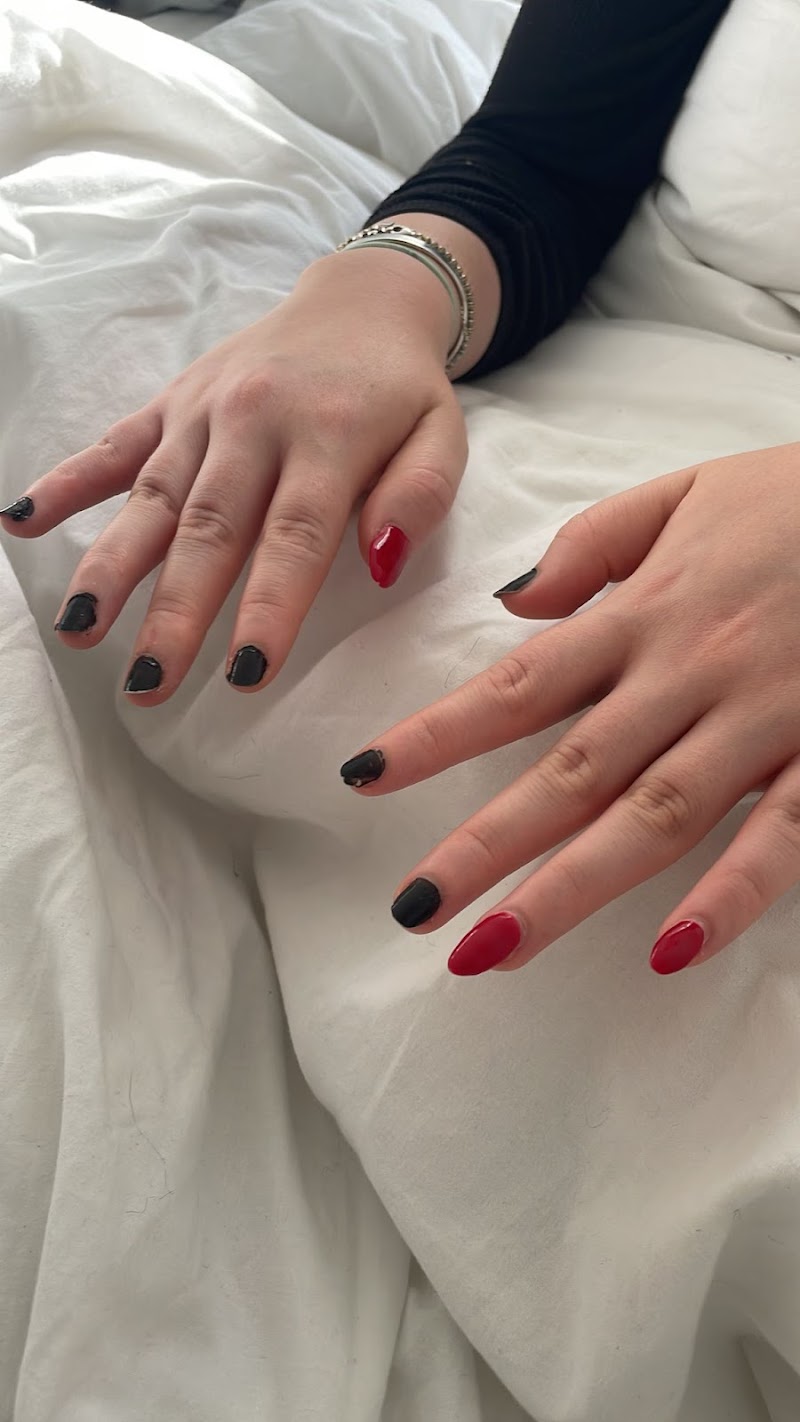 Massage and Nails SPA Born - foto 5