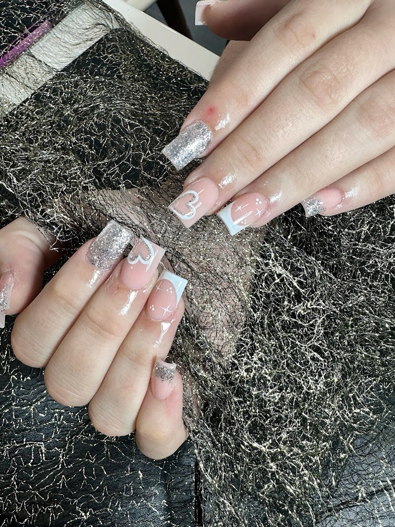 MILAN NAILS - foto 5
