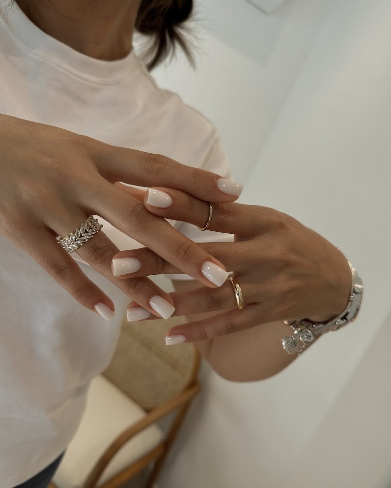 Mile Studio Nails - foto 2