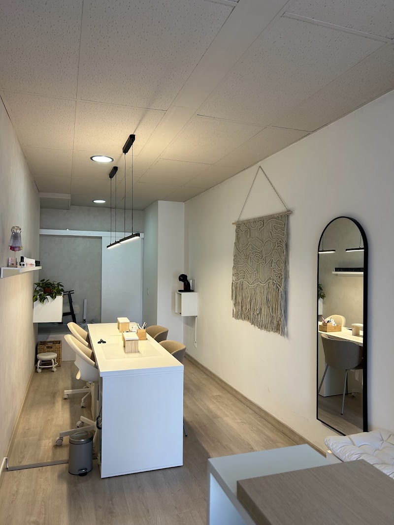 Moai • Salón de manicura profesional en Barcelona - photo 3