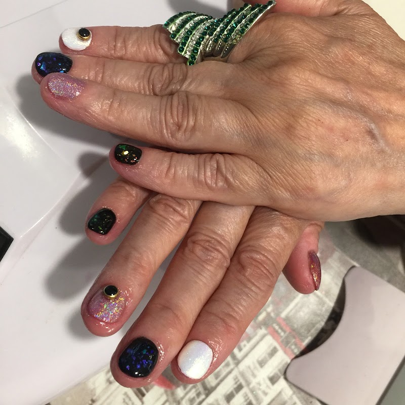 Mooly Nails Poblenou - foto 2