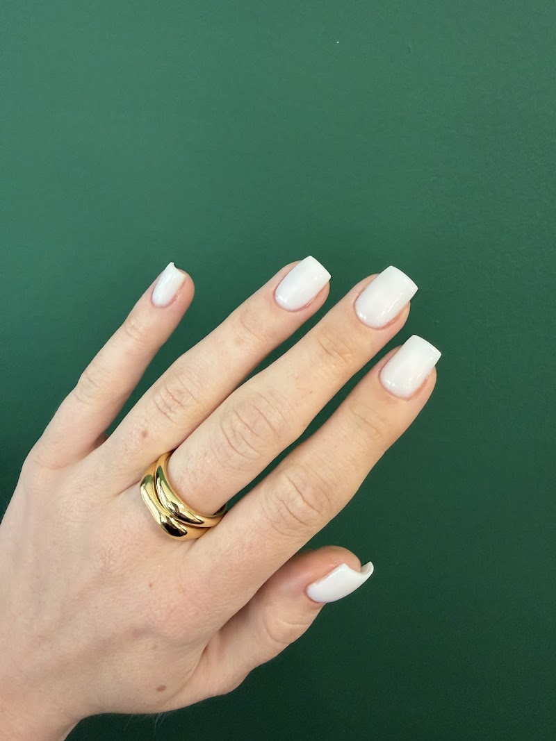 Nail Bar