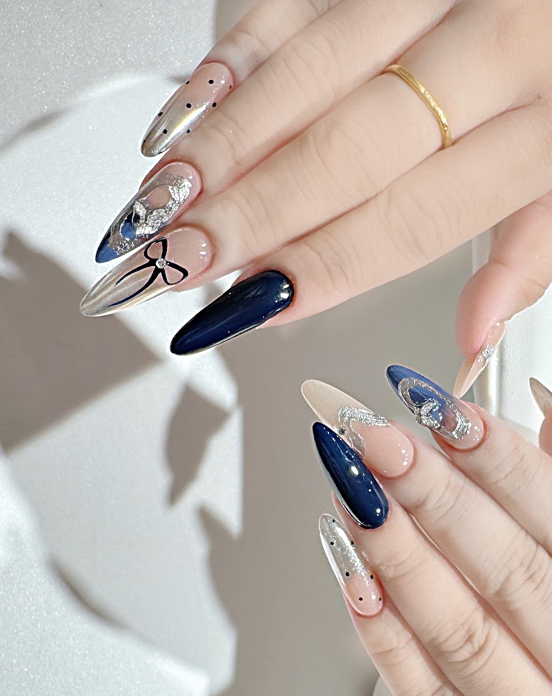 Nails 7.Young (Bisutería & Estética) - photo 4