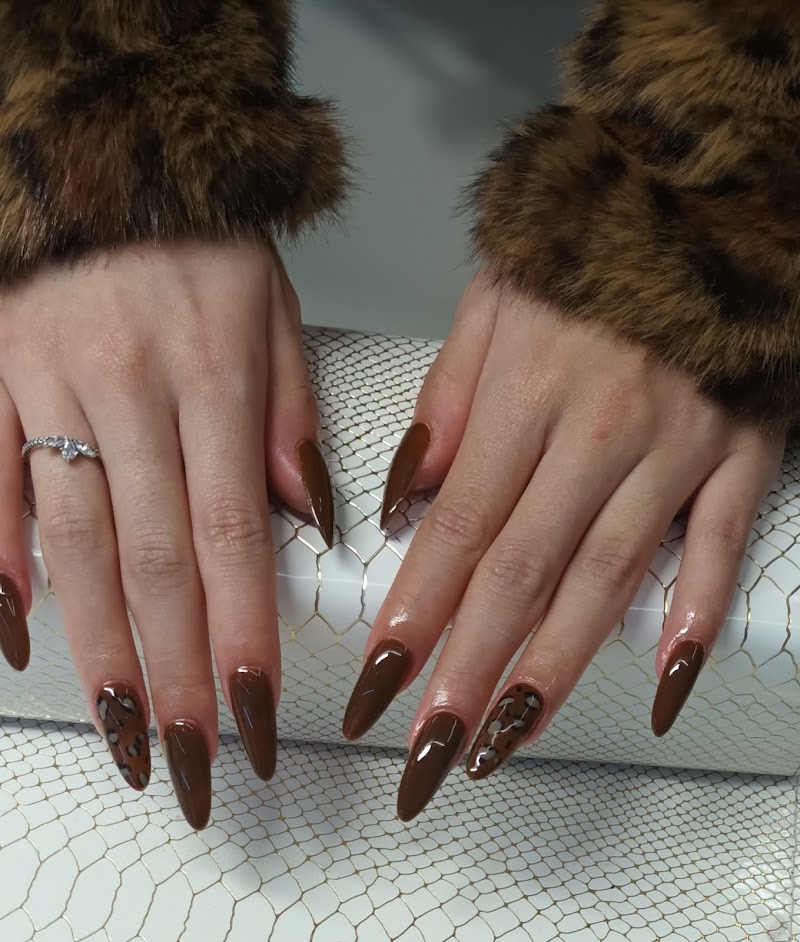 Nails Anna y Spa Salón de Belleza Barcelona - foto 5