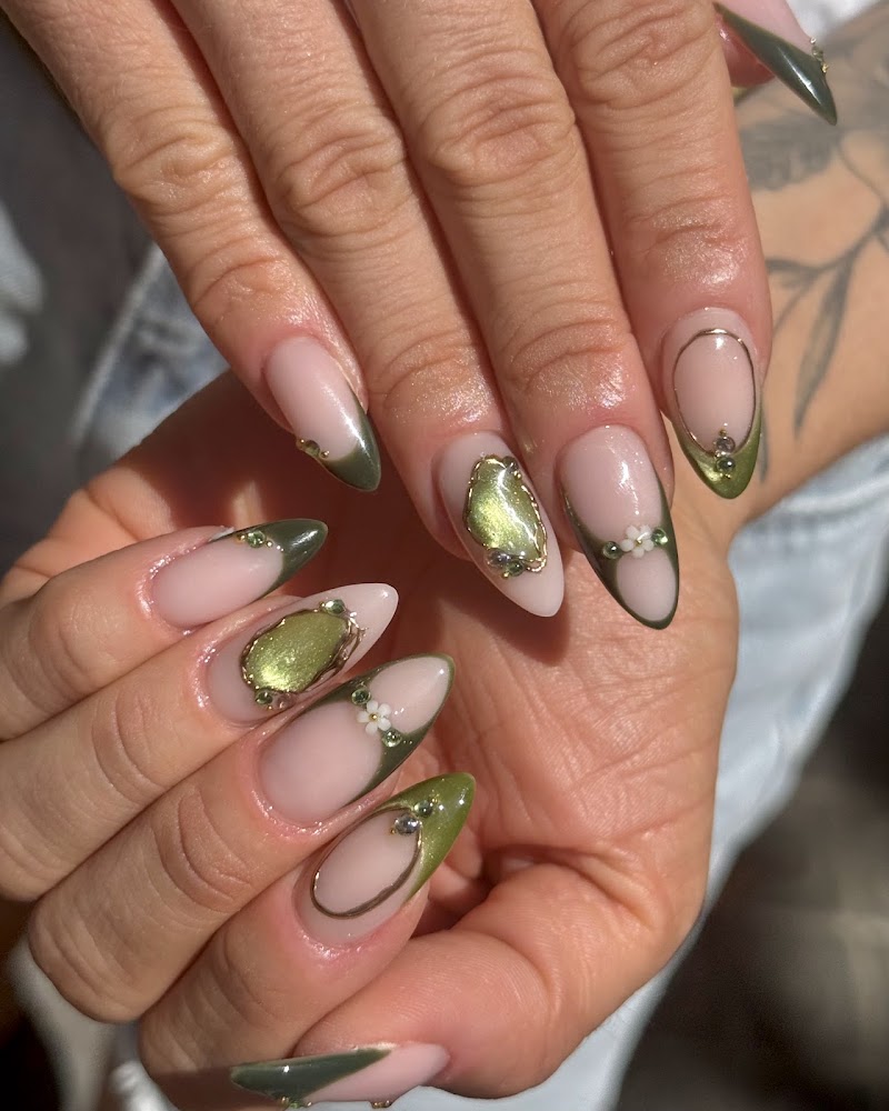 Nails Blossom 2