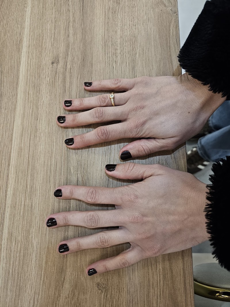 Nails morena - foto 4