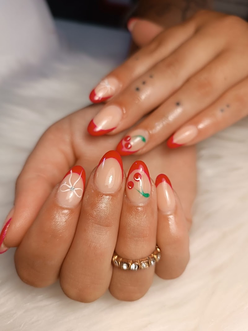 Nails Factory Barcelona Sants - photo 3