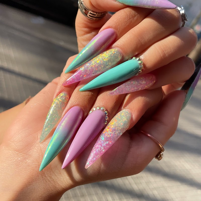 Nails fumi - foto 4