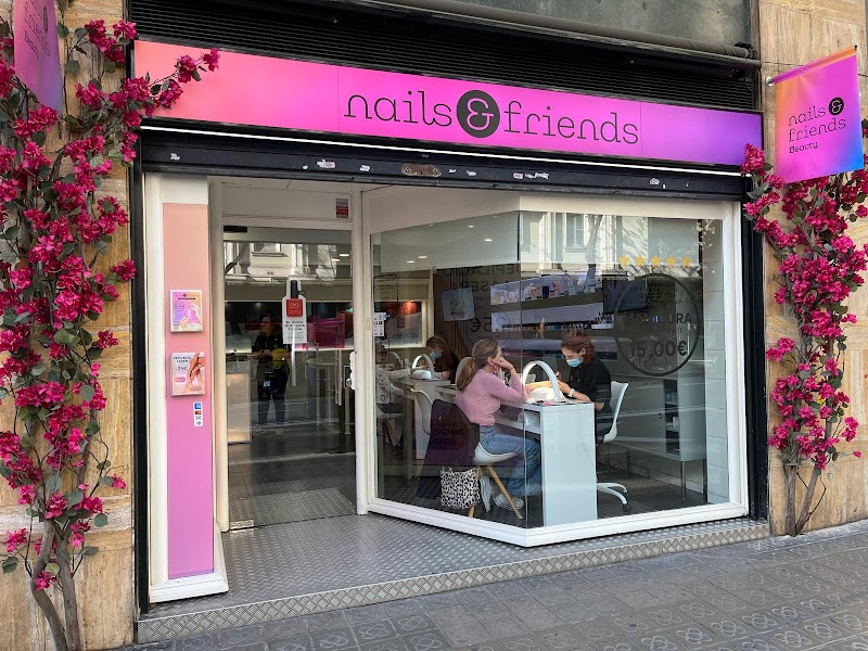 Nails&Friends | Muntaner (Barcelona)