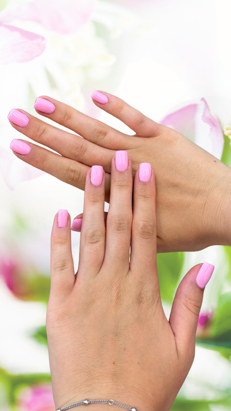 Nails&Friends | Muntaner (Barcelona) - photo 3