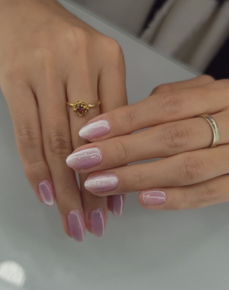 Nails&Friends | Sant Antoni (Barcelona) - photo 3