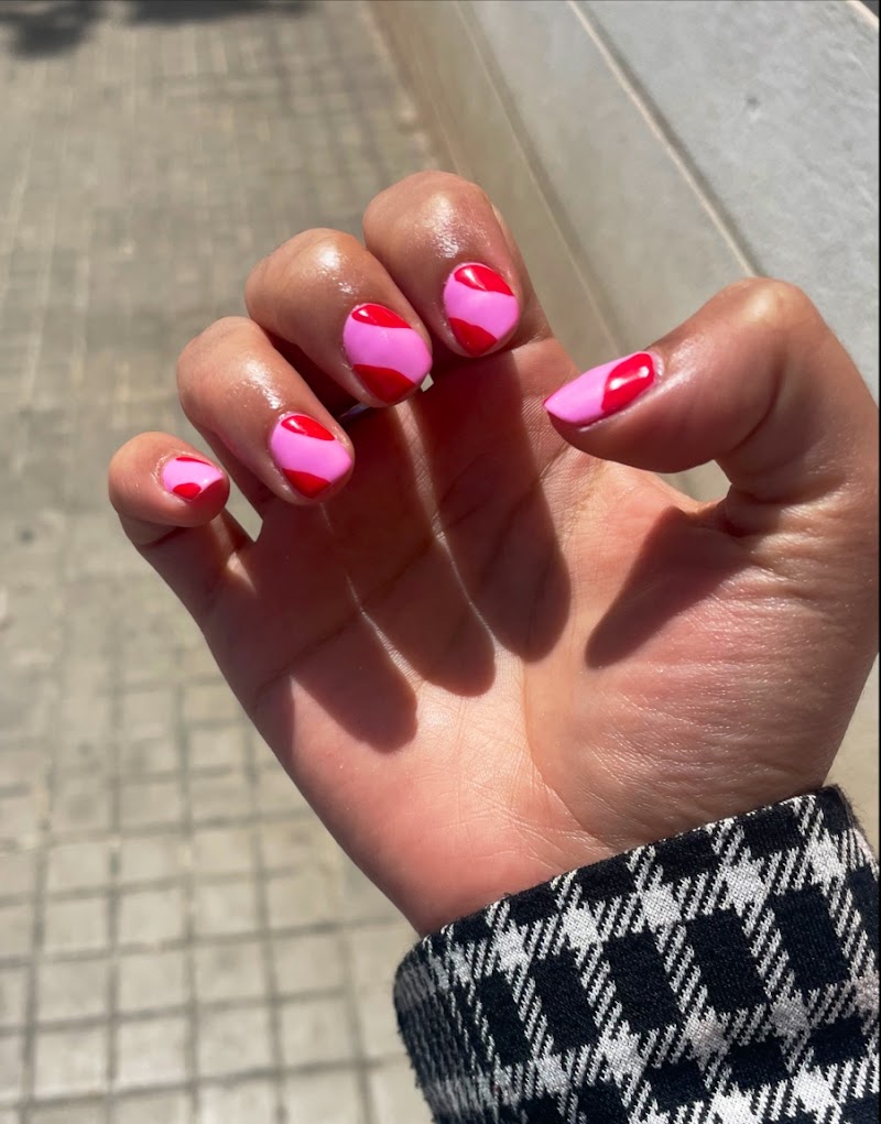 Naty Naiils - manicura y pedicura - foto 3