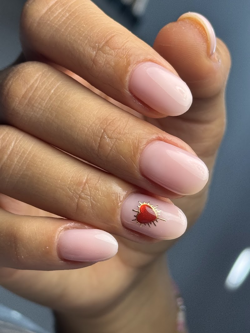 Omire Nails - foto 2