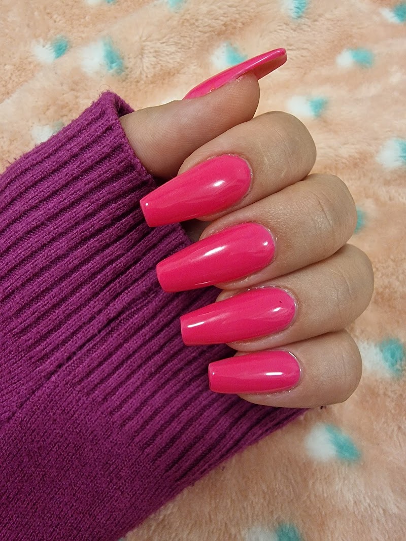 Pedicura,Manicura, especialista en Cejas, Depilacion, corte diseño mujer, DAMA BEAUTY - foto 4