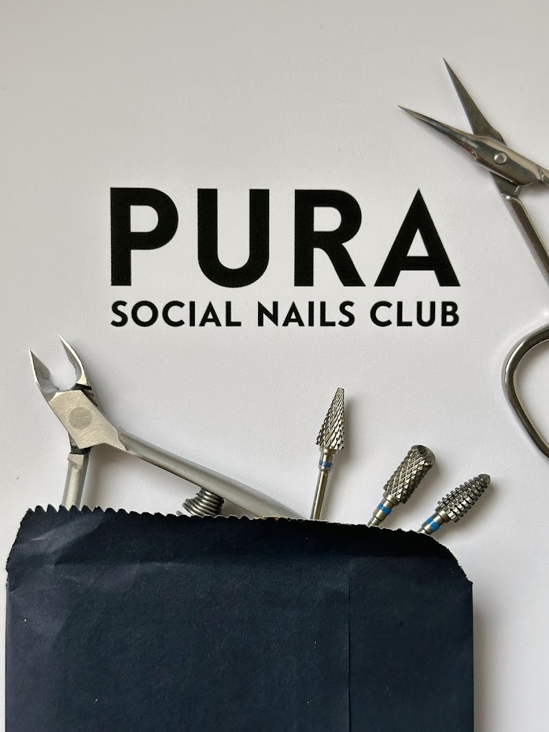 Pura social nails club