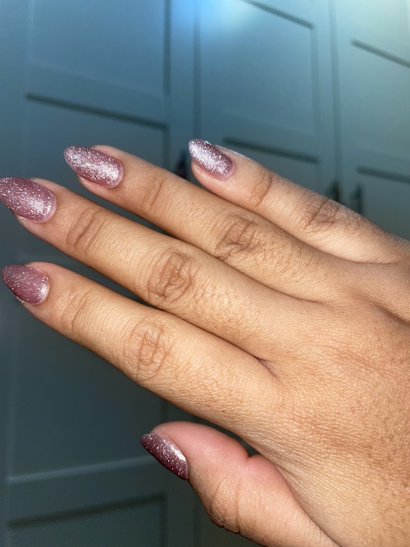 Pura social nails club - photo 4