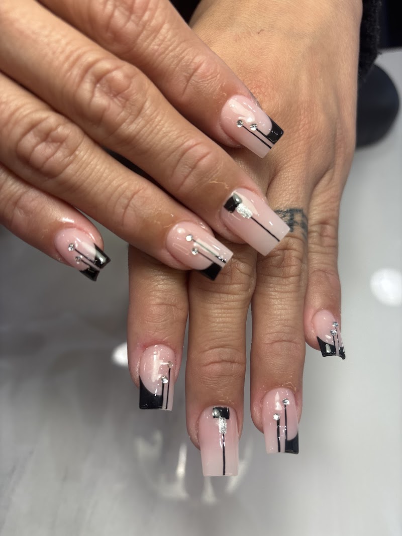 Pure Nail Bar Rambla Badal - foto 2
