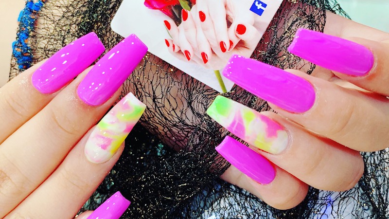 Regal Nails - Vietnamita