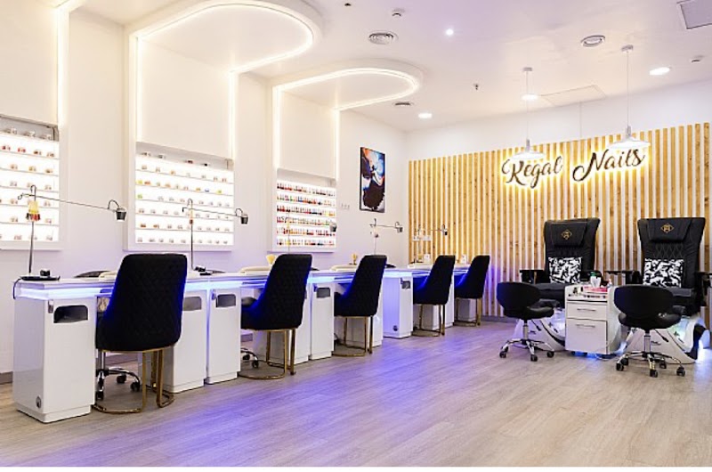 Regal Nails Salón Spa Diagonal Mar - foto 4