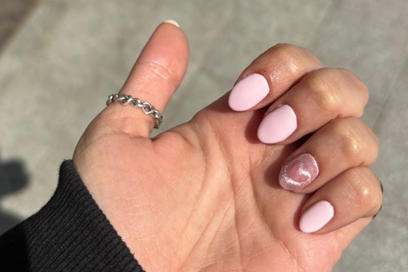 Rosa Pico Nails - foto 5