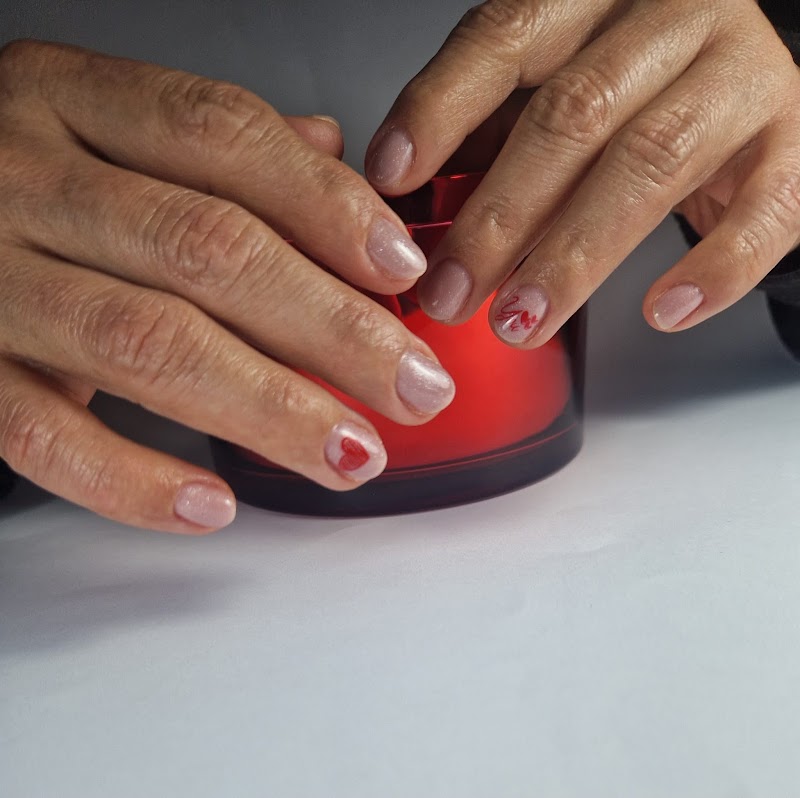 Rumy Nails and beauty