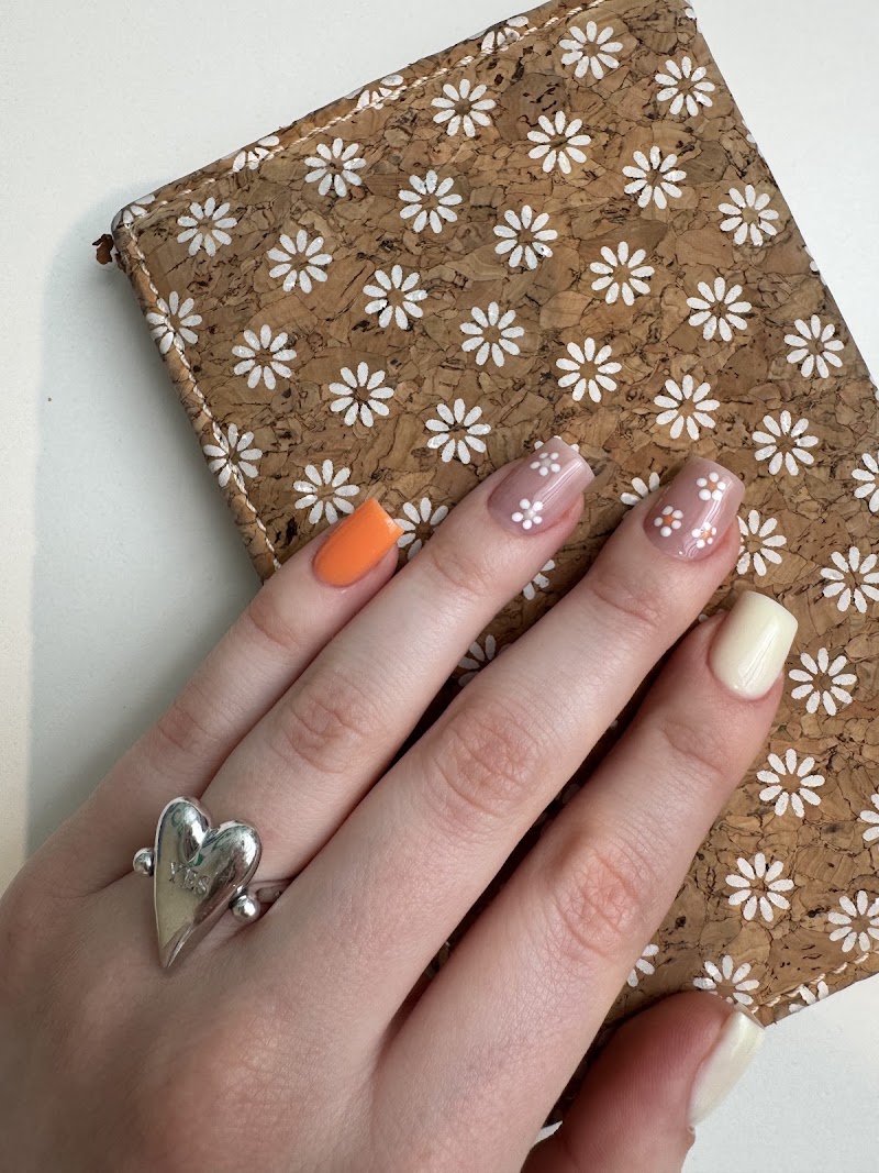 Sav.nail
