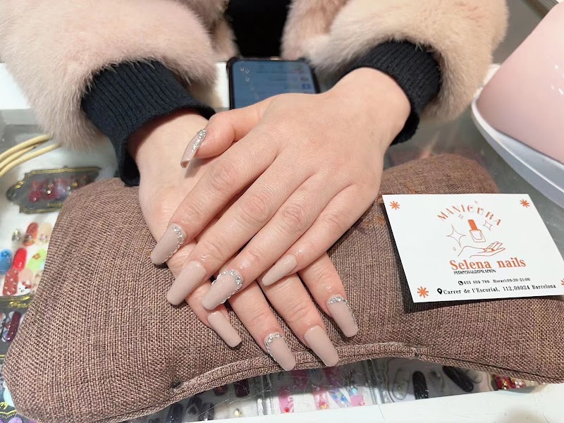 Selena nails - foto 4
