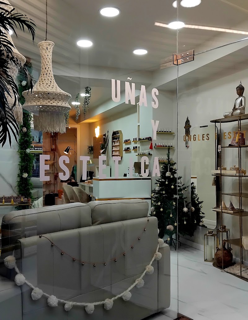 Sibel Lux Salon | Manicura Rusa & Uñas Sant Gervasi - foto 3