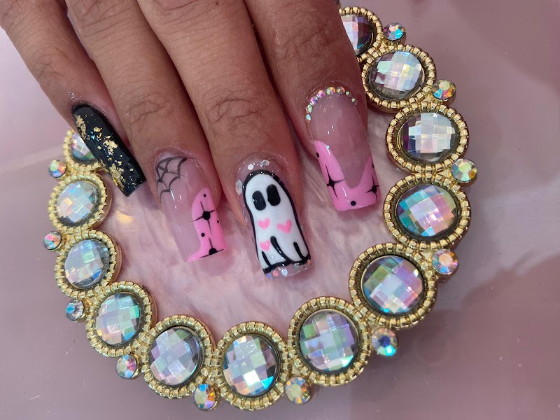 Studio Makiel Nails