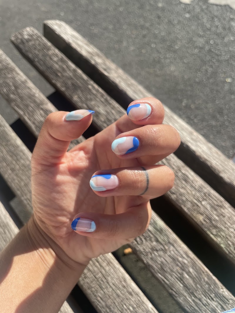 Studio Nails
