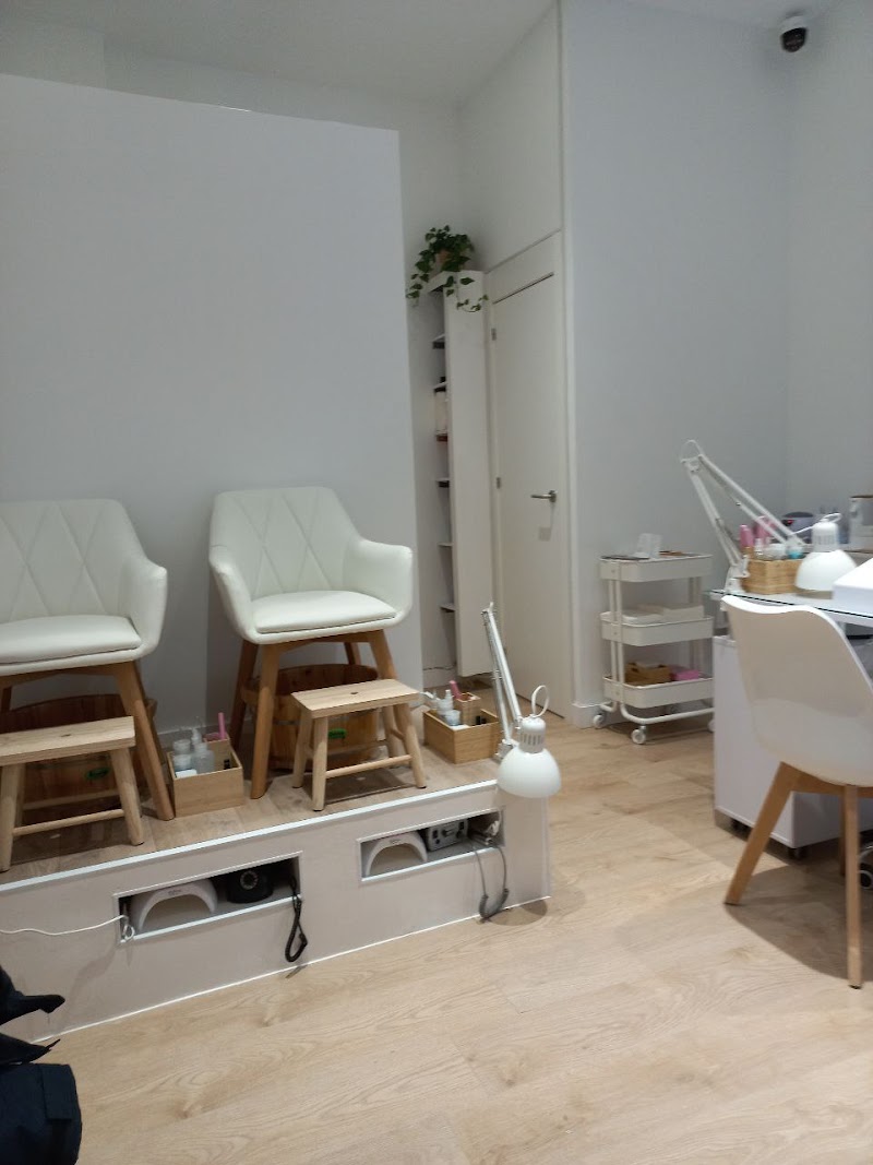 Sveta Nails Beauty Salon - Barcelona - foto 4