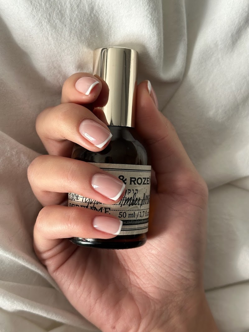 The Beauty Studio – Manicura russa - photo 4